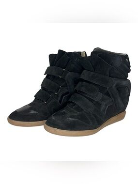Isabel Marant Bekett Suede Hi-Top Sneaker